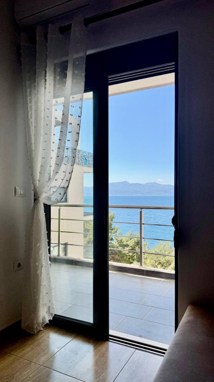 4 Seasons Sea View Apartment Saranda Kültér fotó