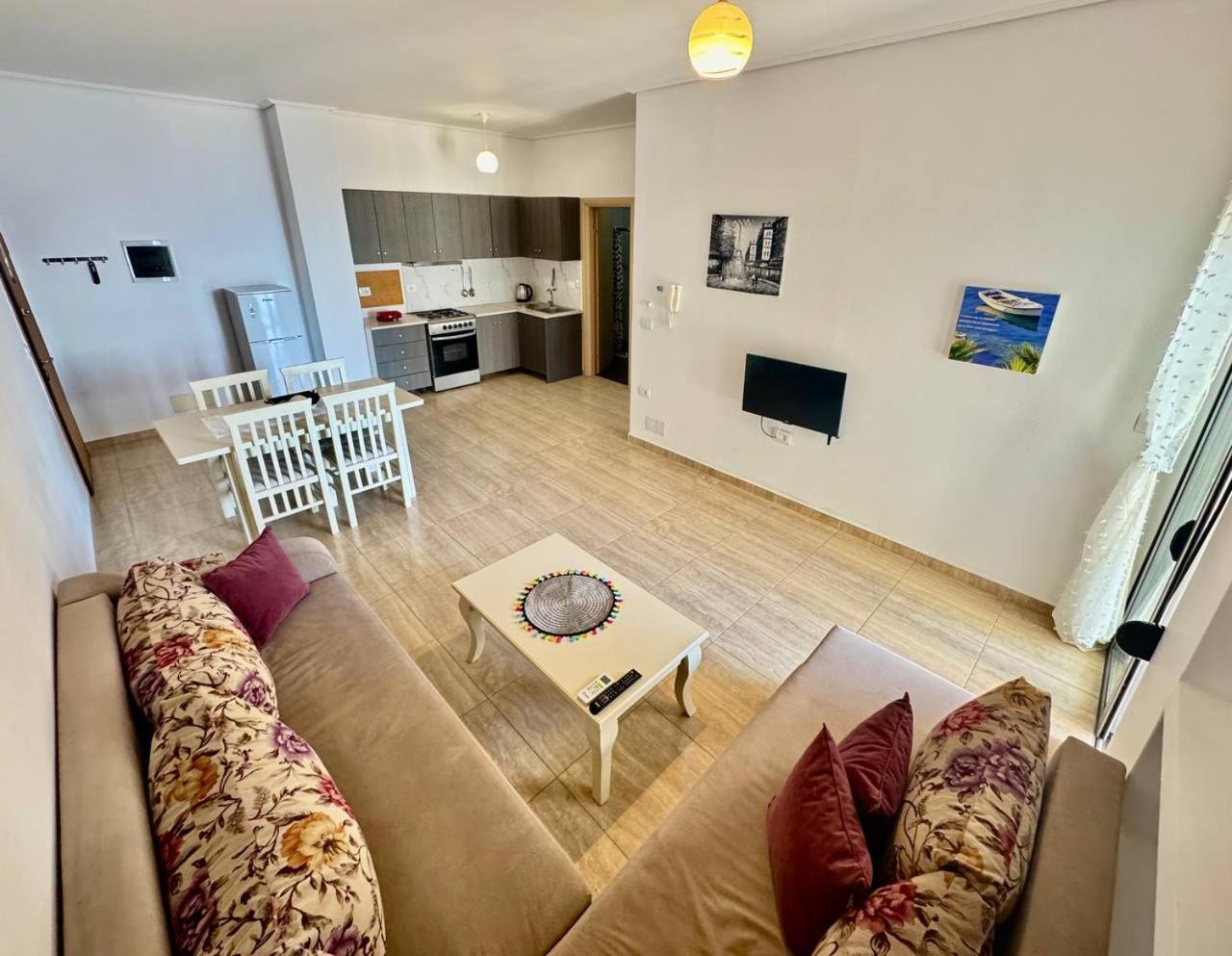 4 Seasons Sea View Apartment Saranda Kültér fotó
